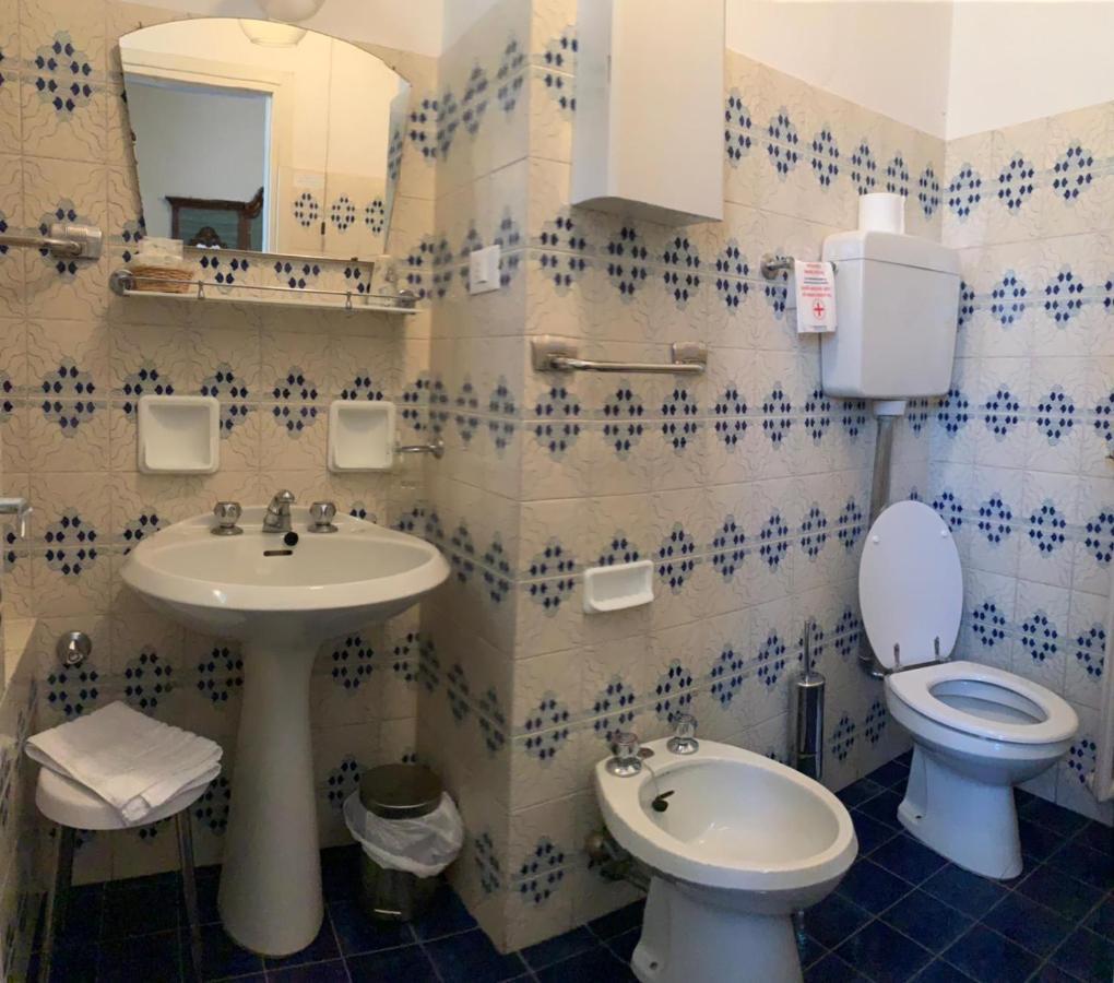 Albergo Dell'Angelo Pieve di Teco المظهر الخارجي الصورة
